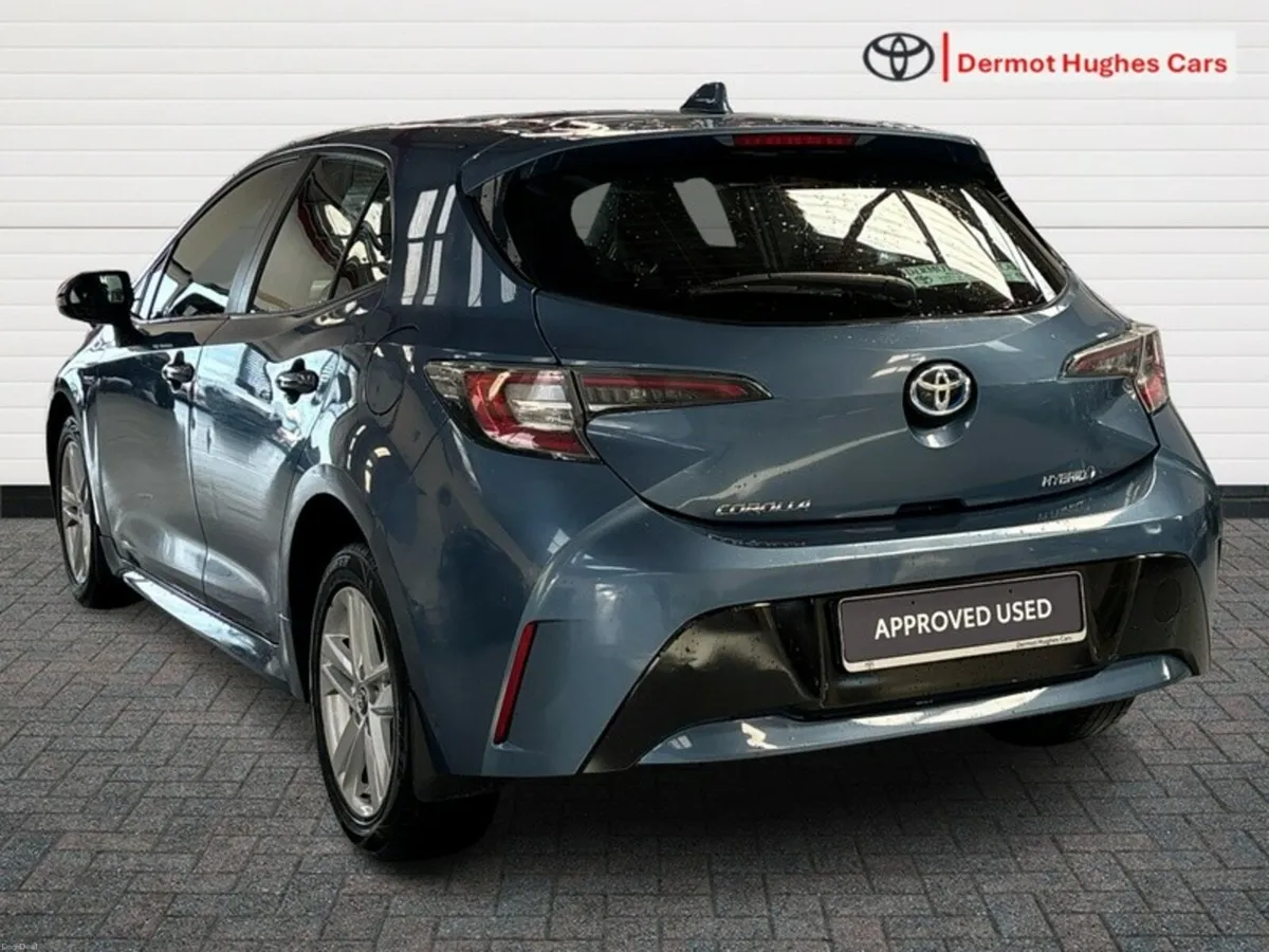 Toyota Corolla HYBRID H/B AUTO - Image 2