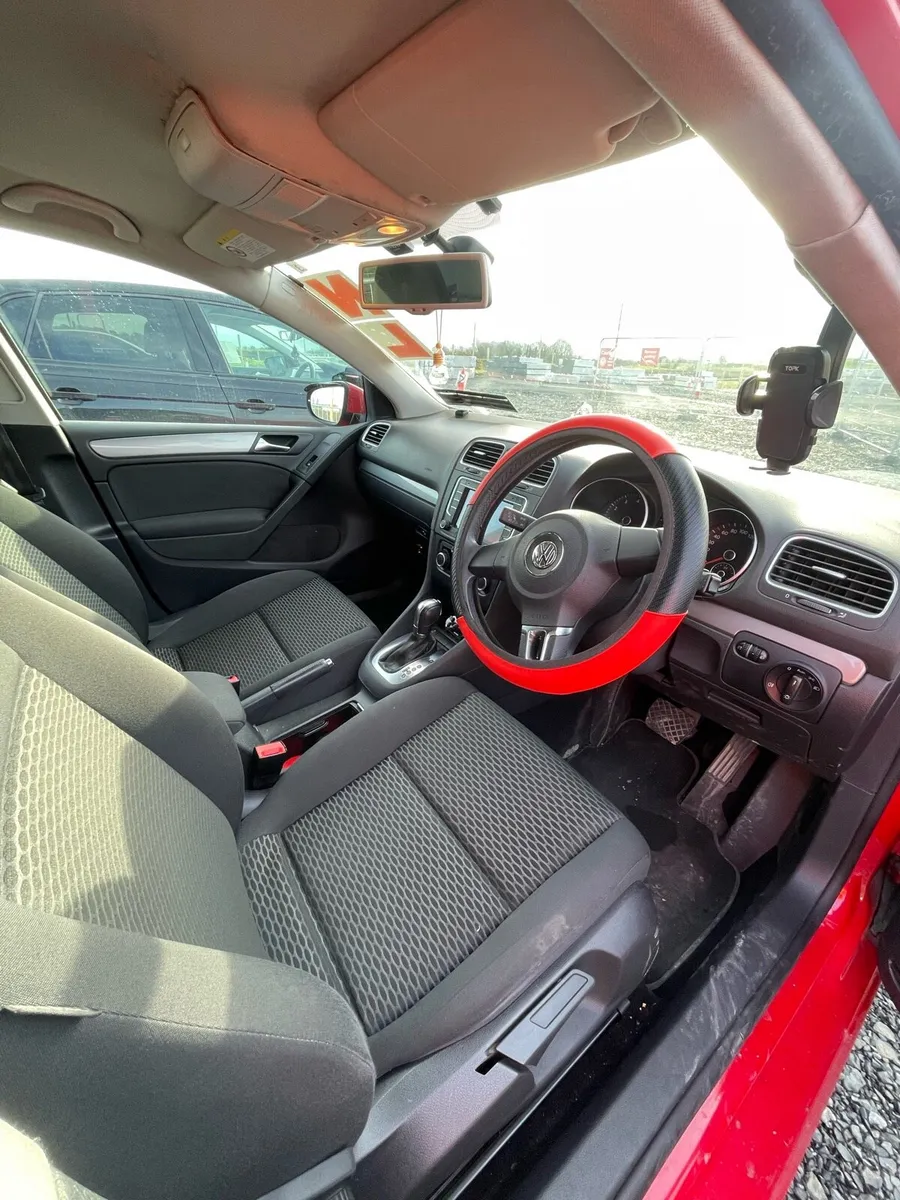 Volkswagen Golf 2013 Highline Automatic - Image 2