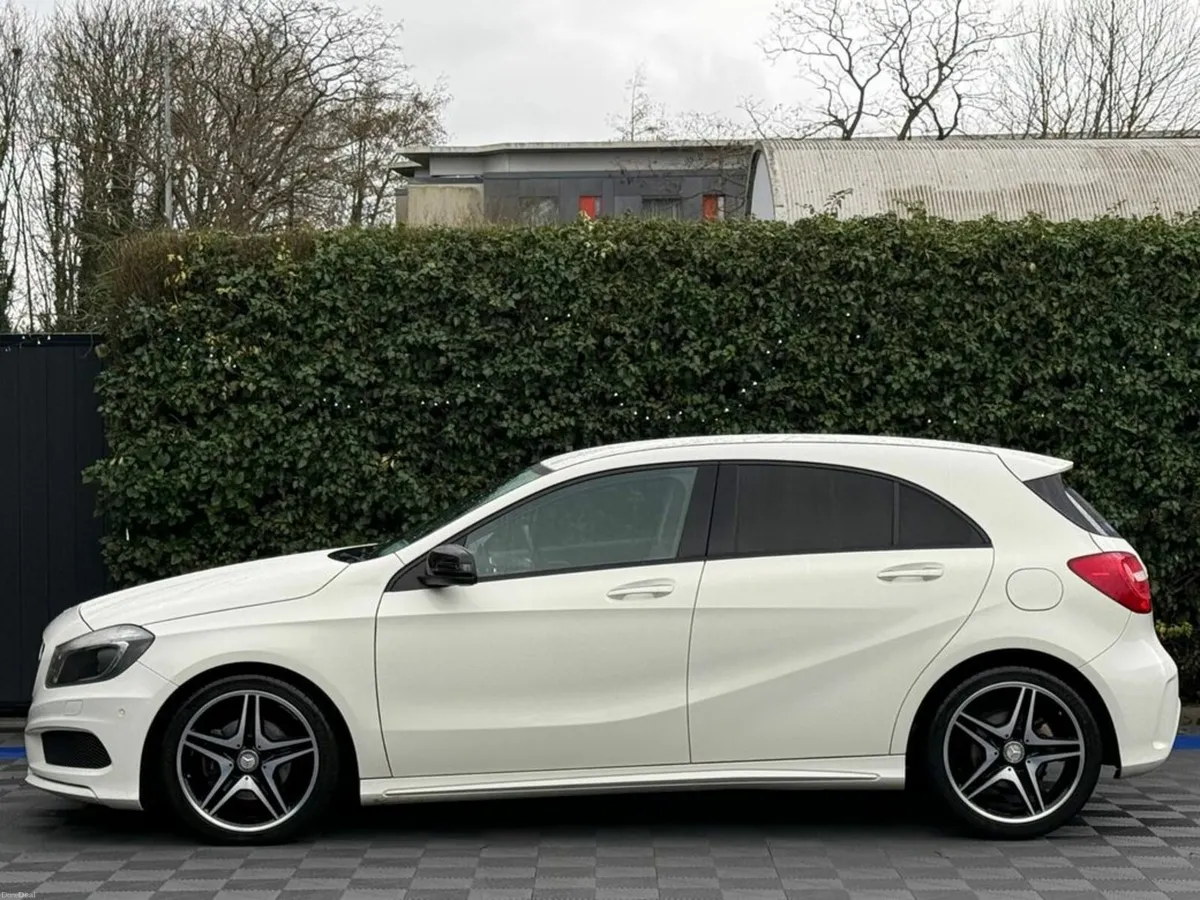 Mercedes-Benz A-Class A180 AMG-LINE 1.6 // FULL SE - Image 3