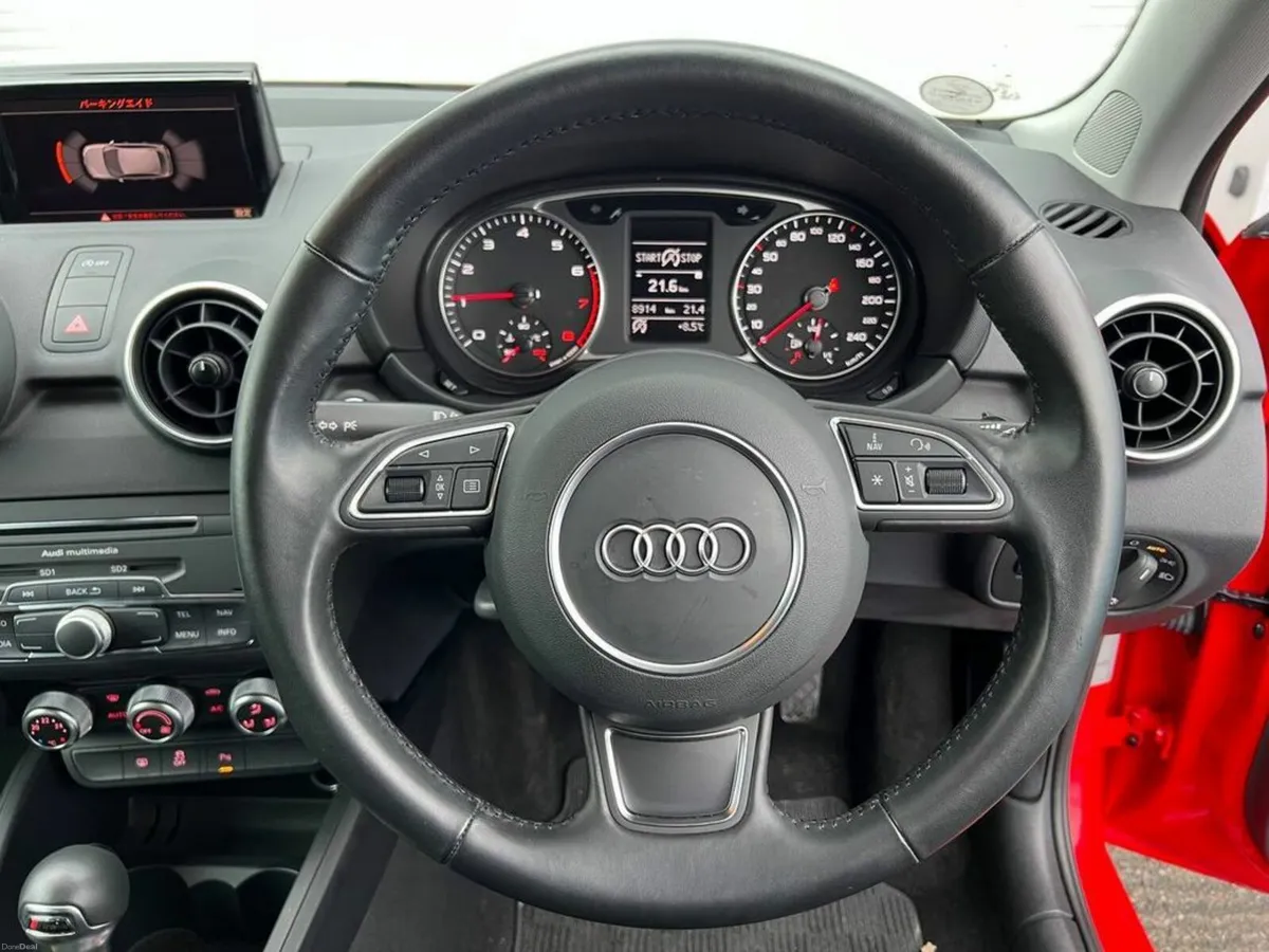 Audi A1 S-LINE PACK 1.0 TFSI ** AS NEW CAR ** // V - Image 4