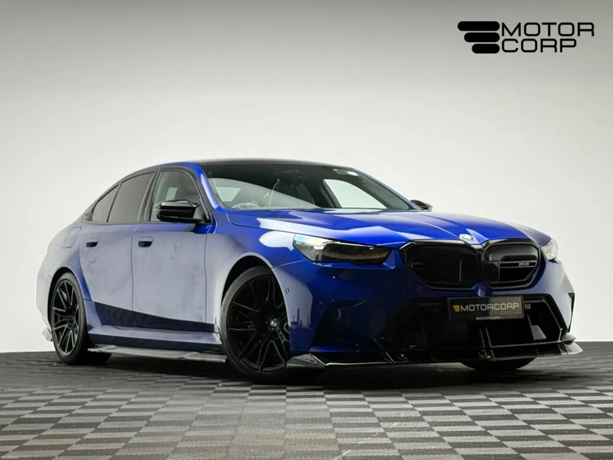 BMW M5 M5 4.4 PHEV 727HP MARINA BAY - Image 1