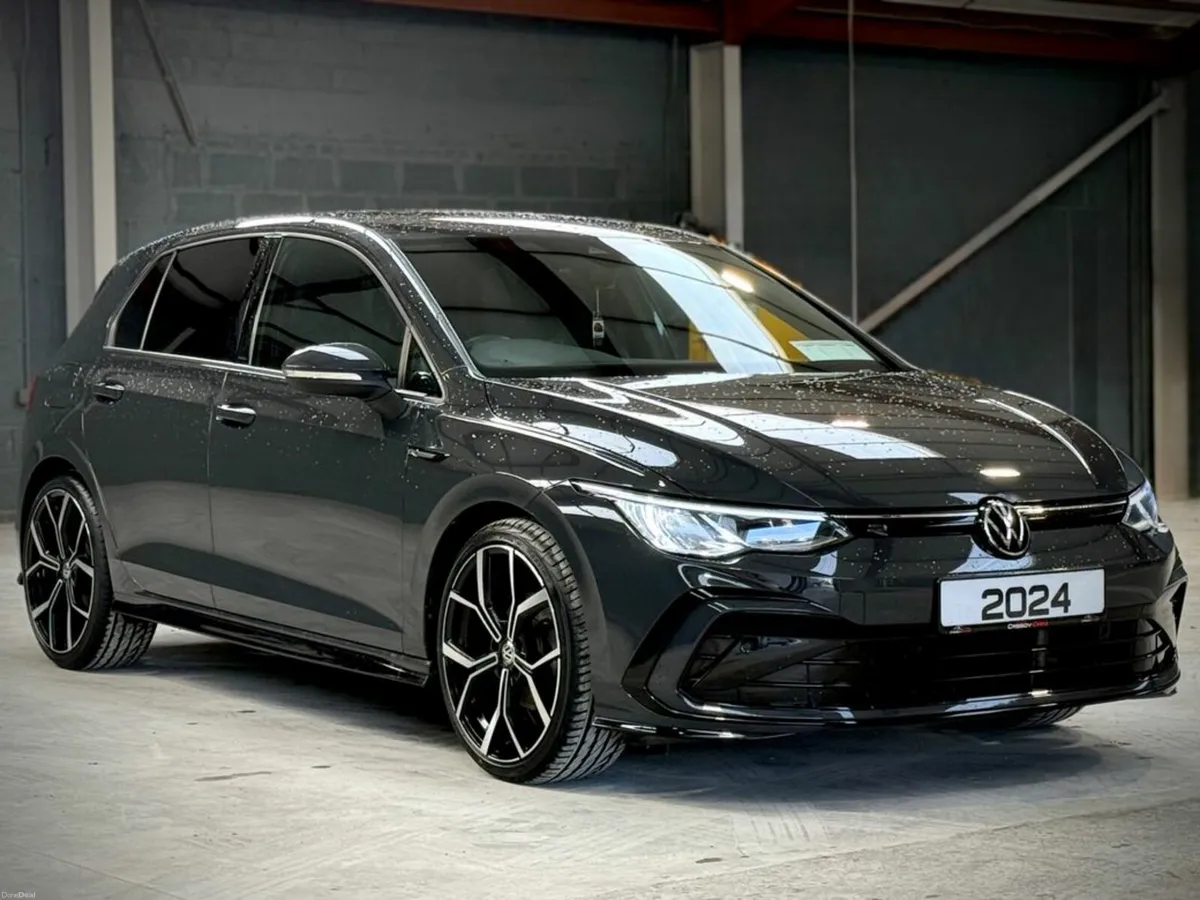 Volkswagen Golf R-LINE 1.5 TSI // SAME DAY FINANCE - Image 4