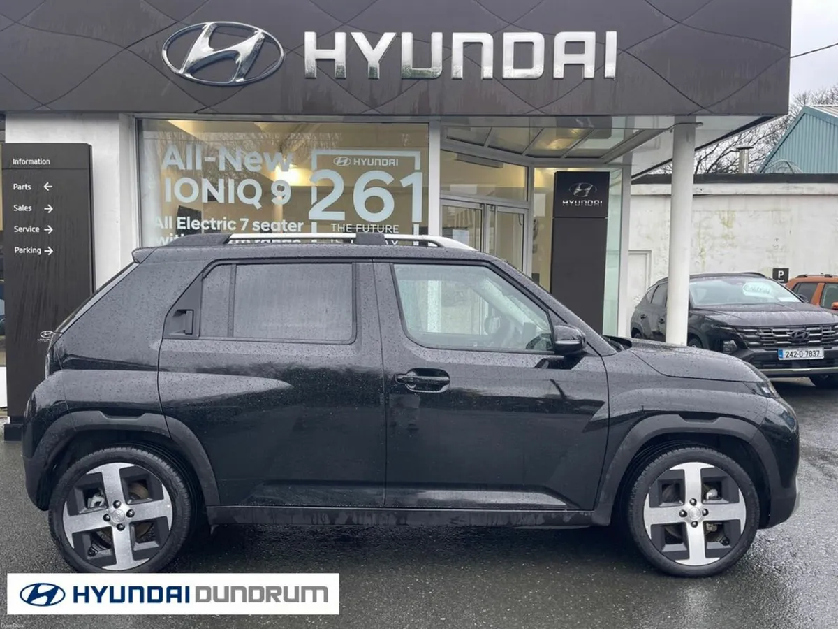 Hyundai INSTER Elegance 49kwh 5DR Auto - Image 3
