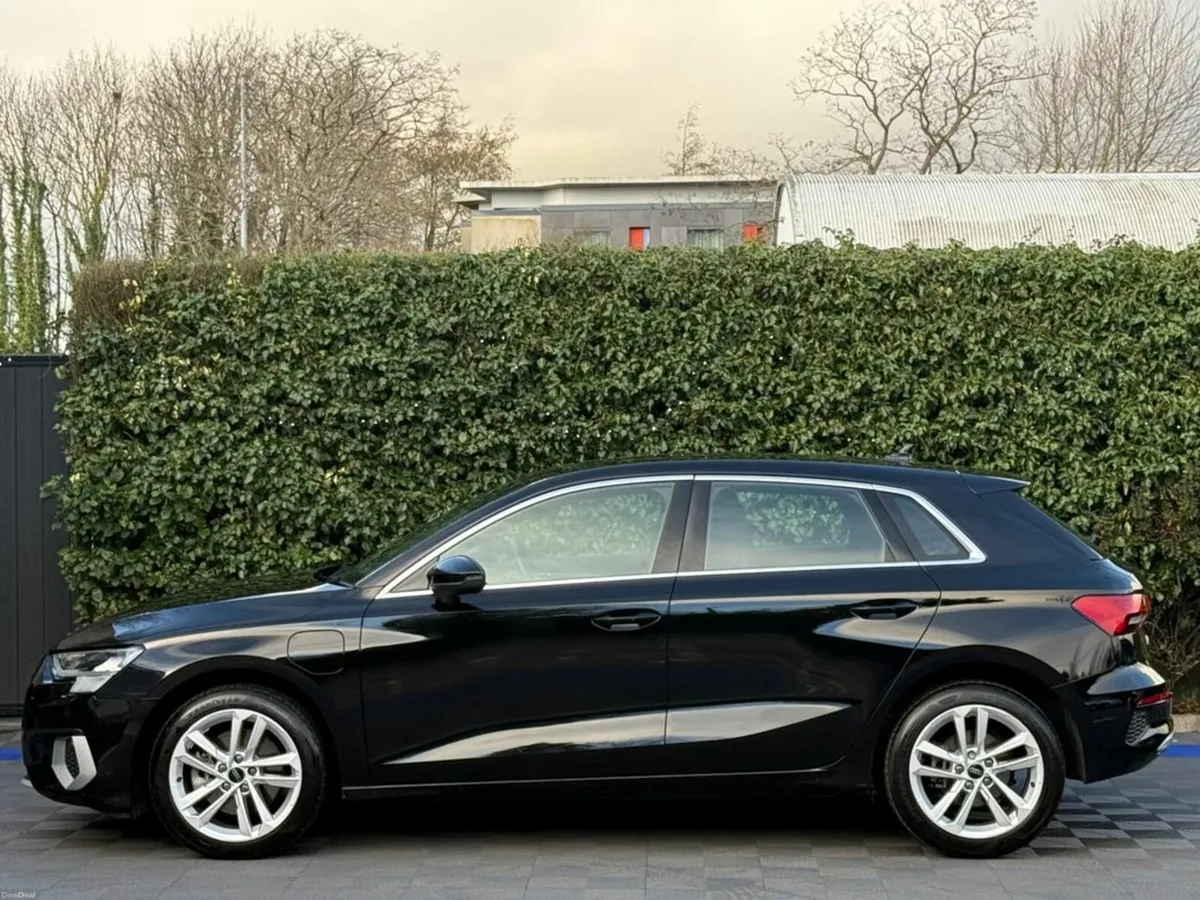 Audi A3 SPORT 40 TFSI 1.4 HYBRID ** AS NEW CAR ** - Image 3