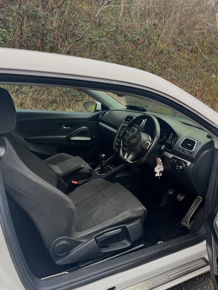 Volkswagen Scirocco 2010 - Image 3