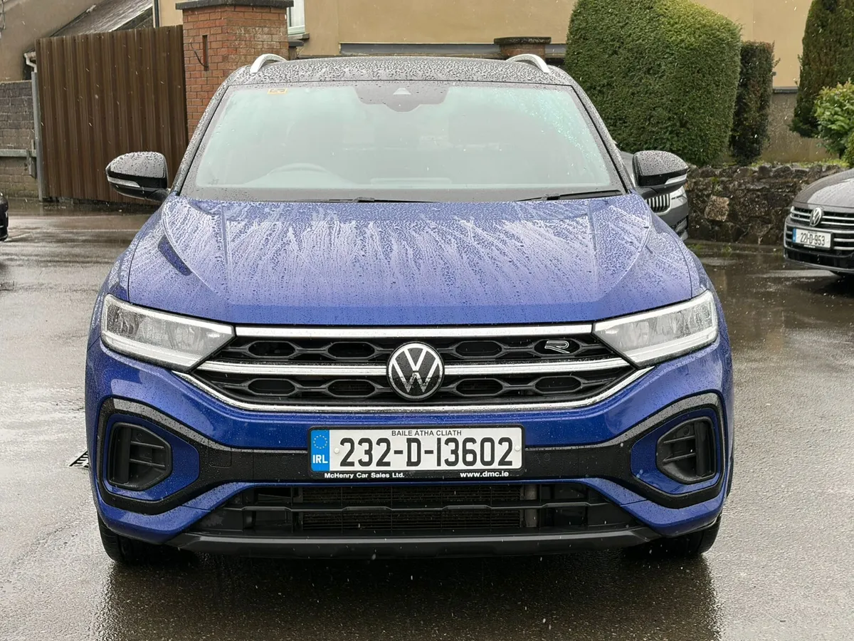 232 Volkswagen T-Roc R-Line Auto 1.5TSI - Image 2
