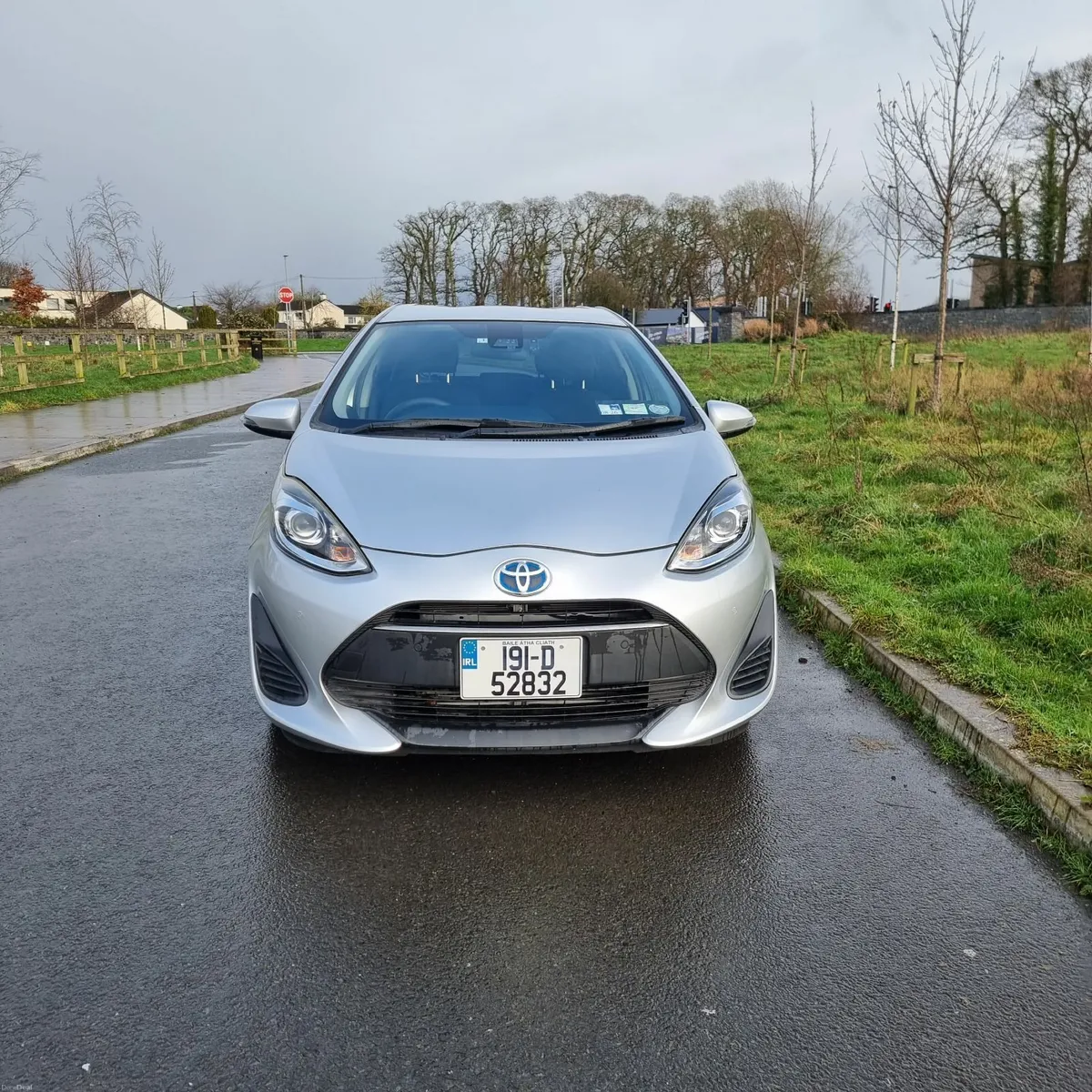Toyota Aqua 2019 Hybrid Automatic - Image 3