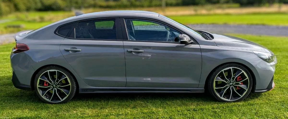 Hyundai i30n Performance Fastback - Image 2