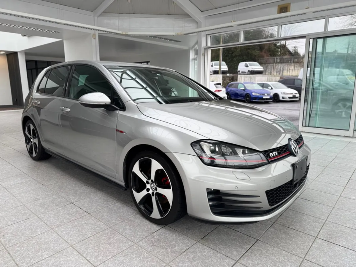 Volkswagen Golf GTI DSG - Image 1