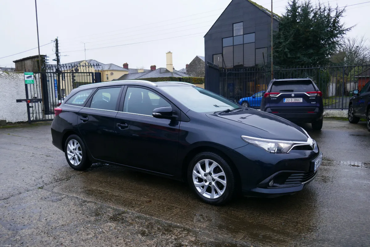 161, TOYOTA AURIS 1.6 D BUSINESS EDITION 1 110BHP - Image 2