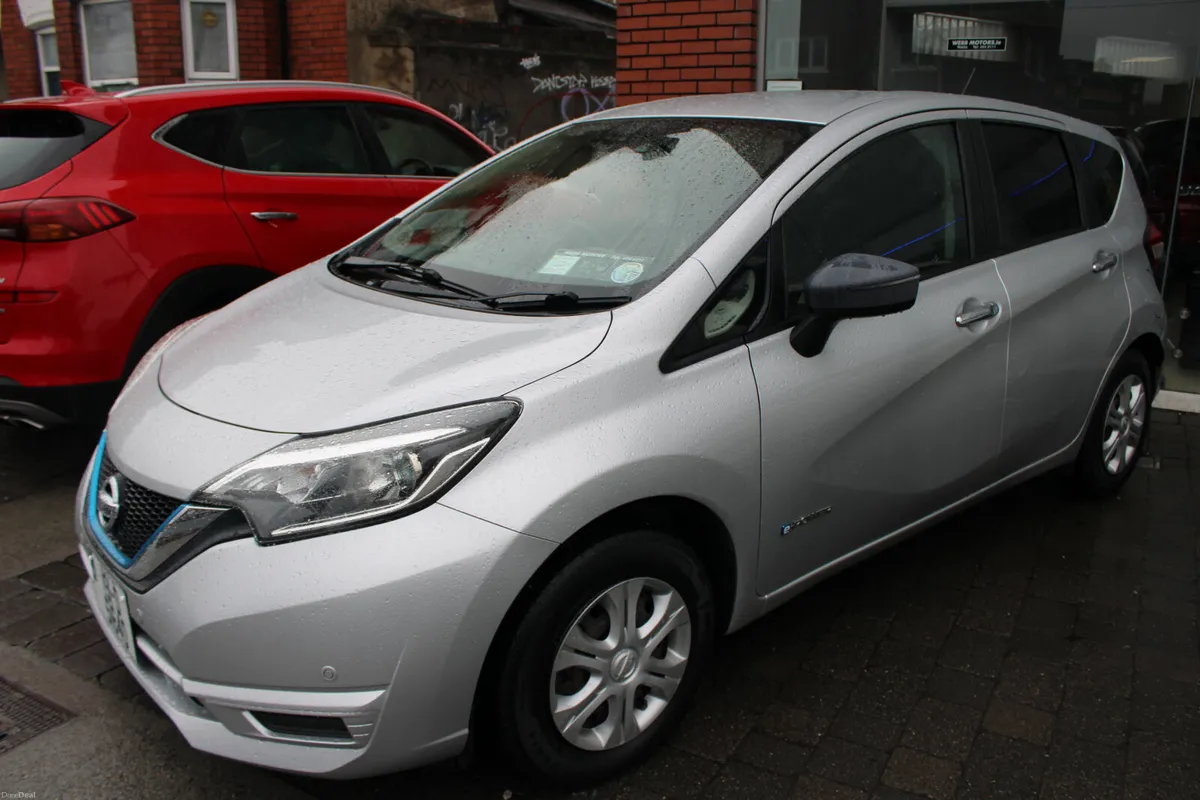 Nissan Note 1.2 AUTOMATIC 2019 - Image 4