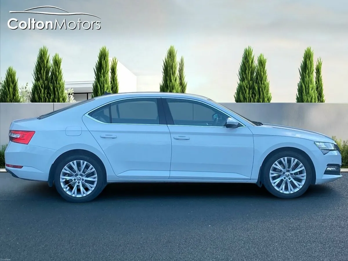 Skoda Superb STYLE  2.0TDI 150HP (AUTOMATIC) - Image 4