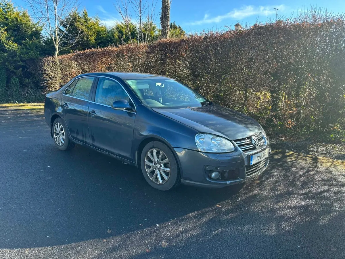 Volkswagen Jetta - Image 3