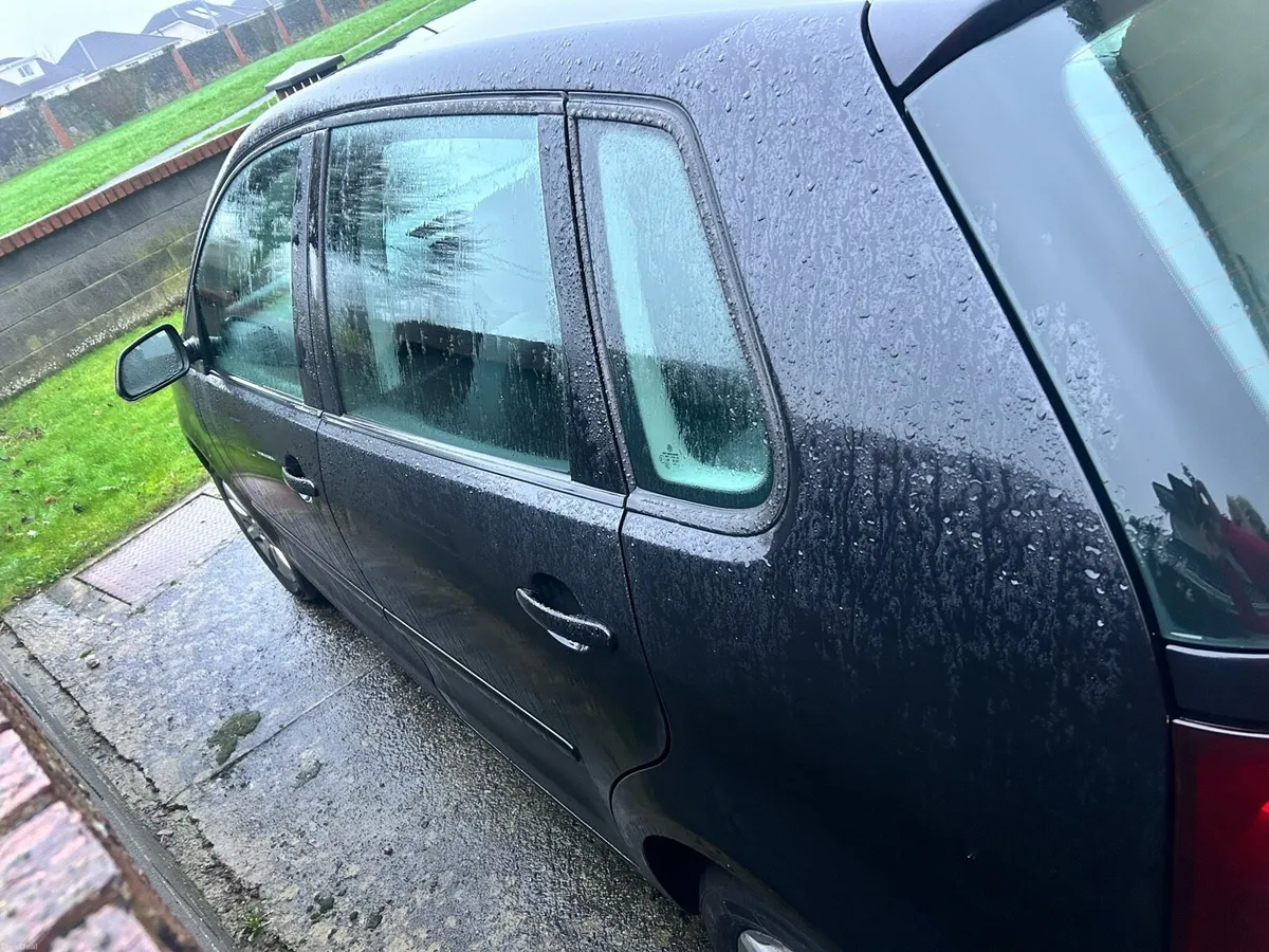 Volkswagen Polo - 1.4L - Image 3