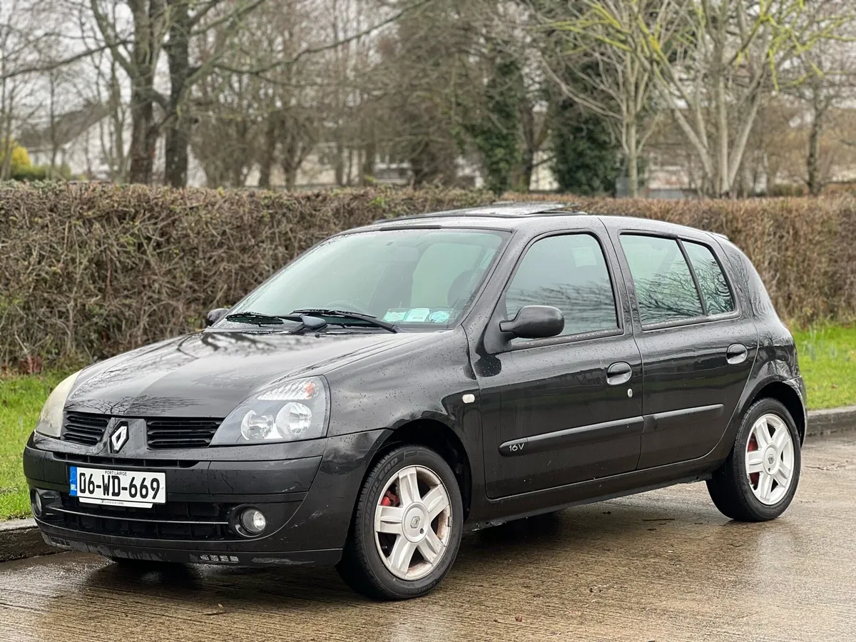 Renault Clio | Only 86k miles! - Image 2