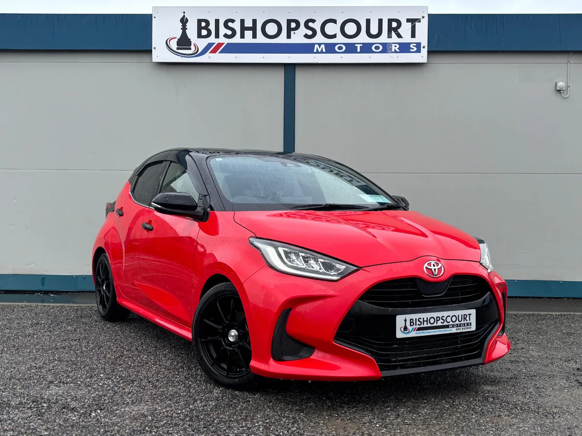 TOYOTA YARIS - Image 2