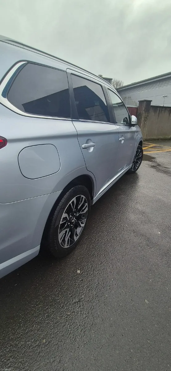 Mitsubishi Outlander 2017 - Image 5