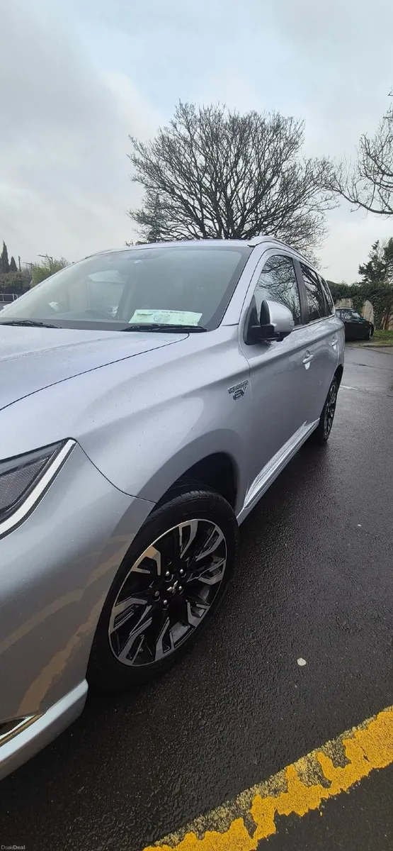 Mitsubishi Outlander 2017 - Image 3