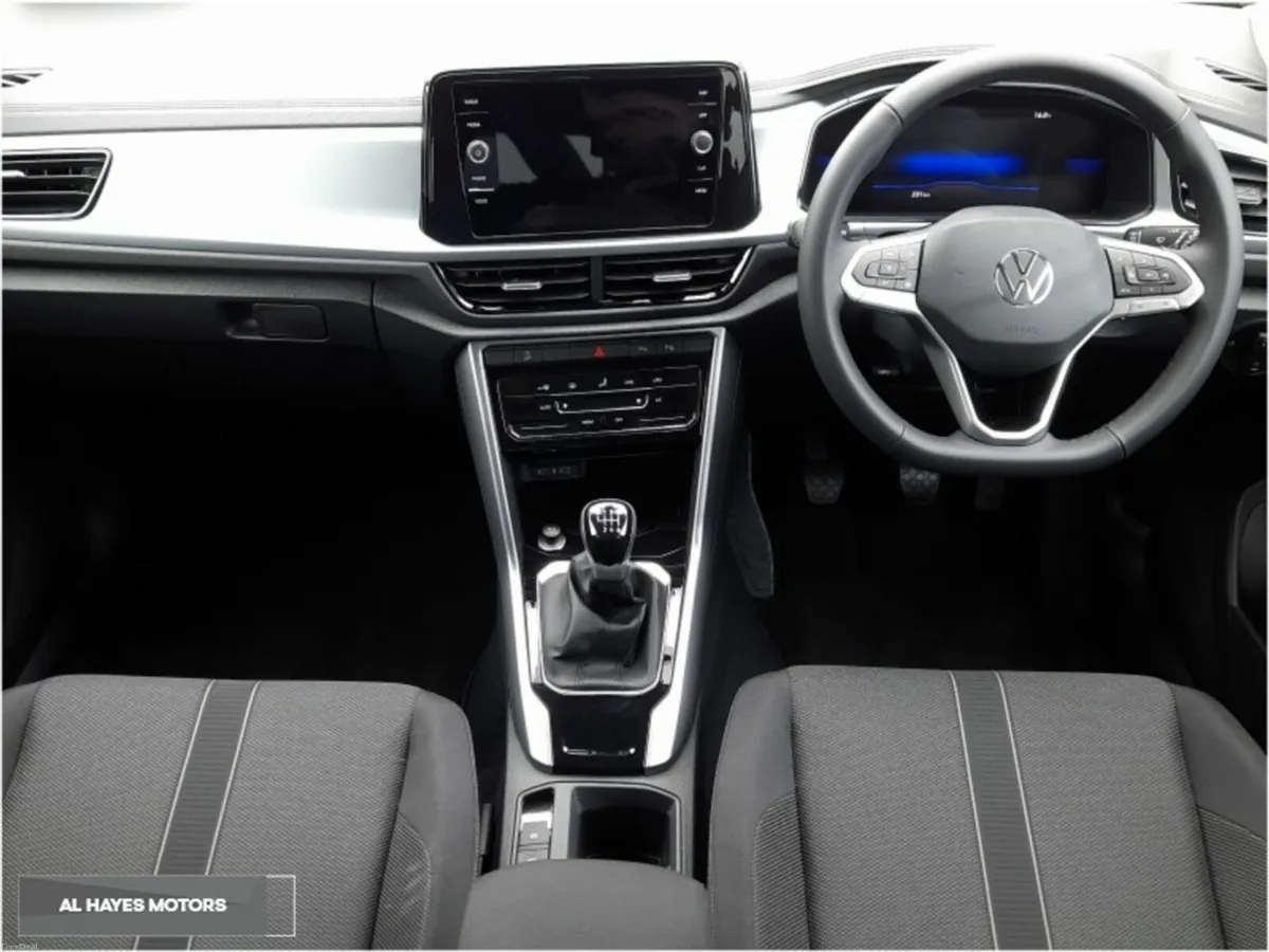 Volkswagen T-Roc **ONLY 23,000 KMS**REVERSING CAME - Image 2