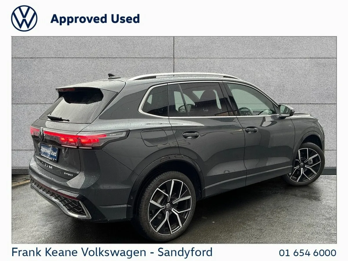 Volkswagen Tiguan R-Line PHEV R-Line 204 DSG 19.7 - Image 3