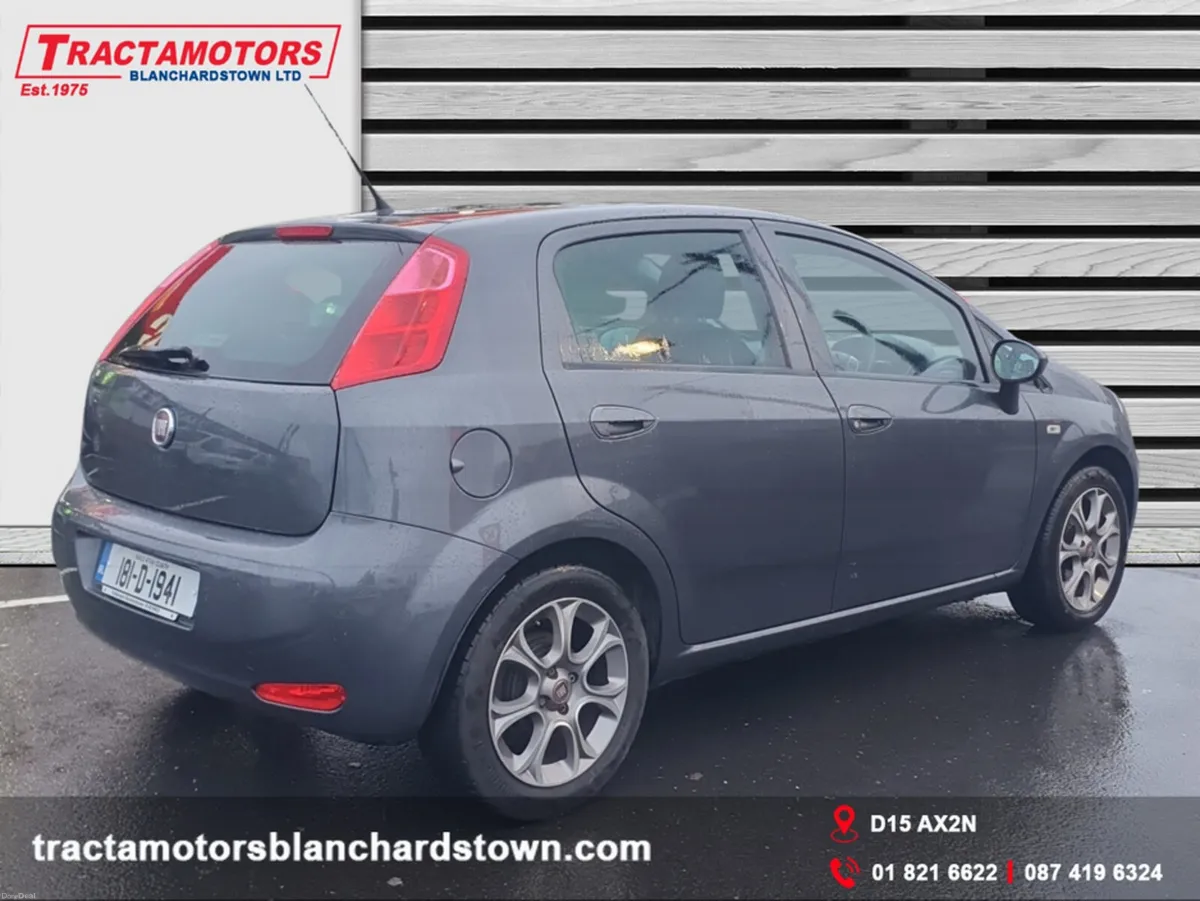 Fiat Punto LOUNGE 1.2  5DR - Image 3