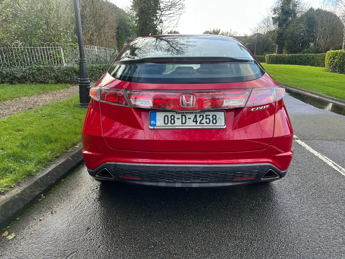 Honda Civic executive ‘ Very Low Miles’ - Image 4