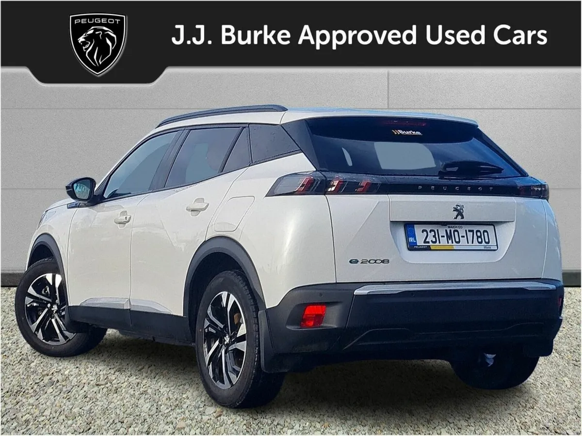 Peugeot 2008 Electric 136bhp (50 kWh) Allure - Image 4