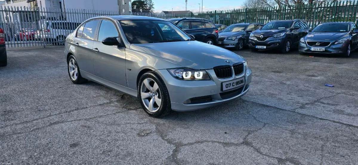 Bmw 3 series - Image 1