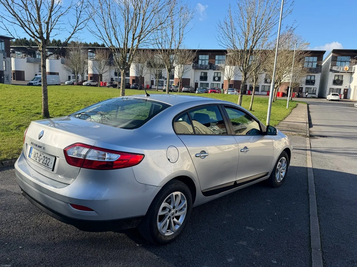 142 Renault Fluence Nct Dream 11/26 Tax 5/26 - Image 3