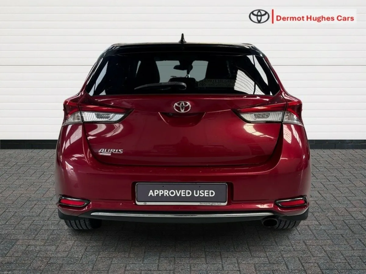 Toyota Auris 1.2 D-4T LUNA SPORT - Image 4
