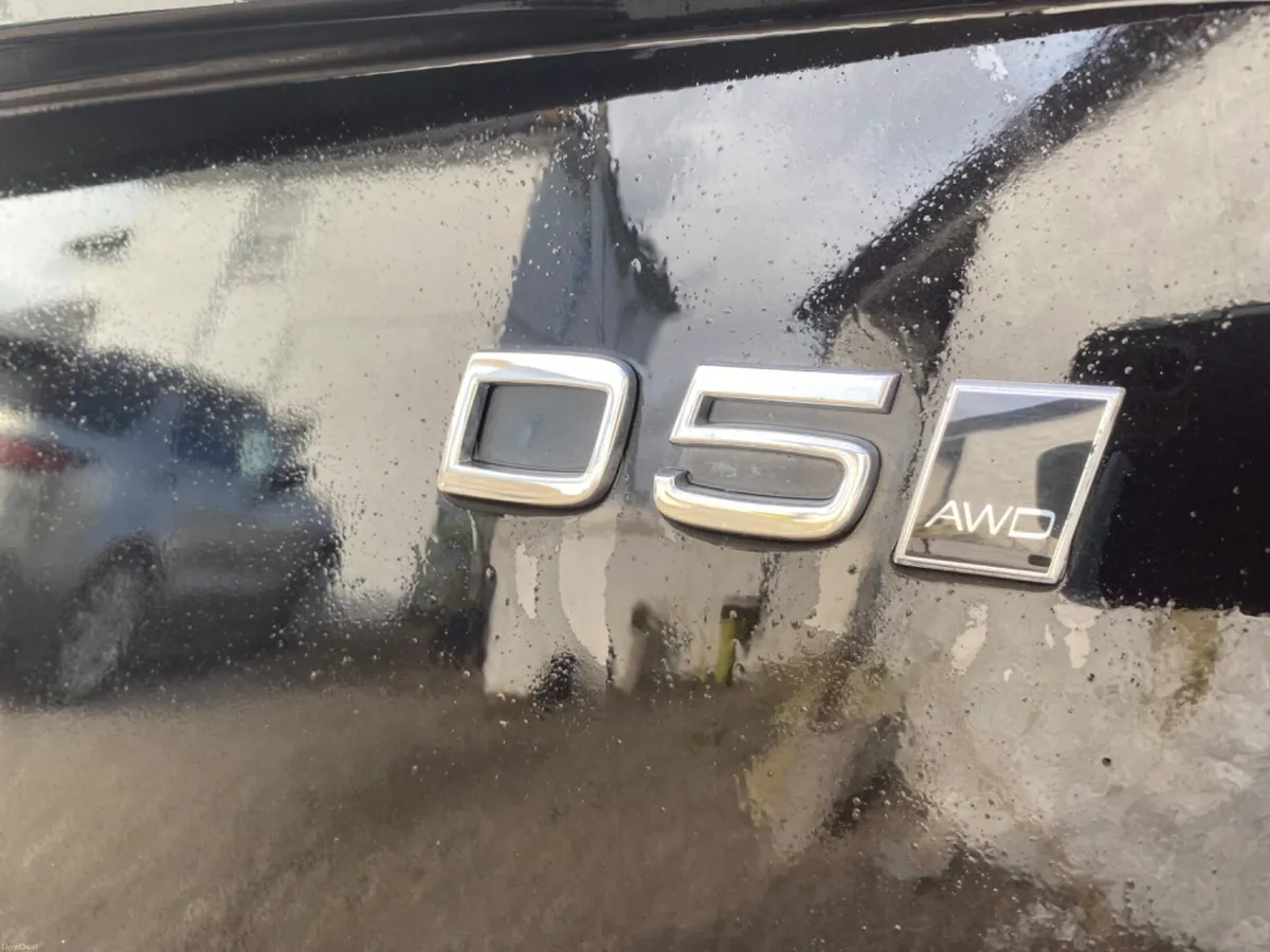 Volvo XC90 2017 / AWD Automatic / 7 Seats - Image 4