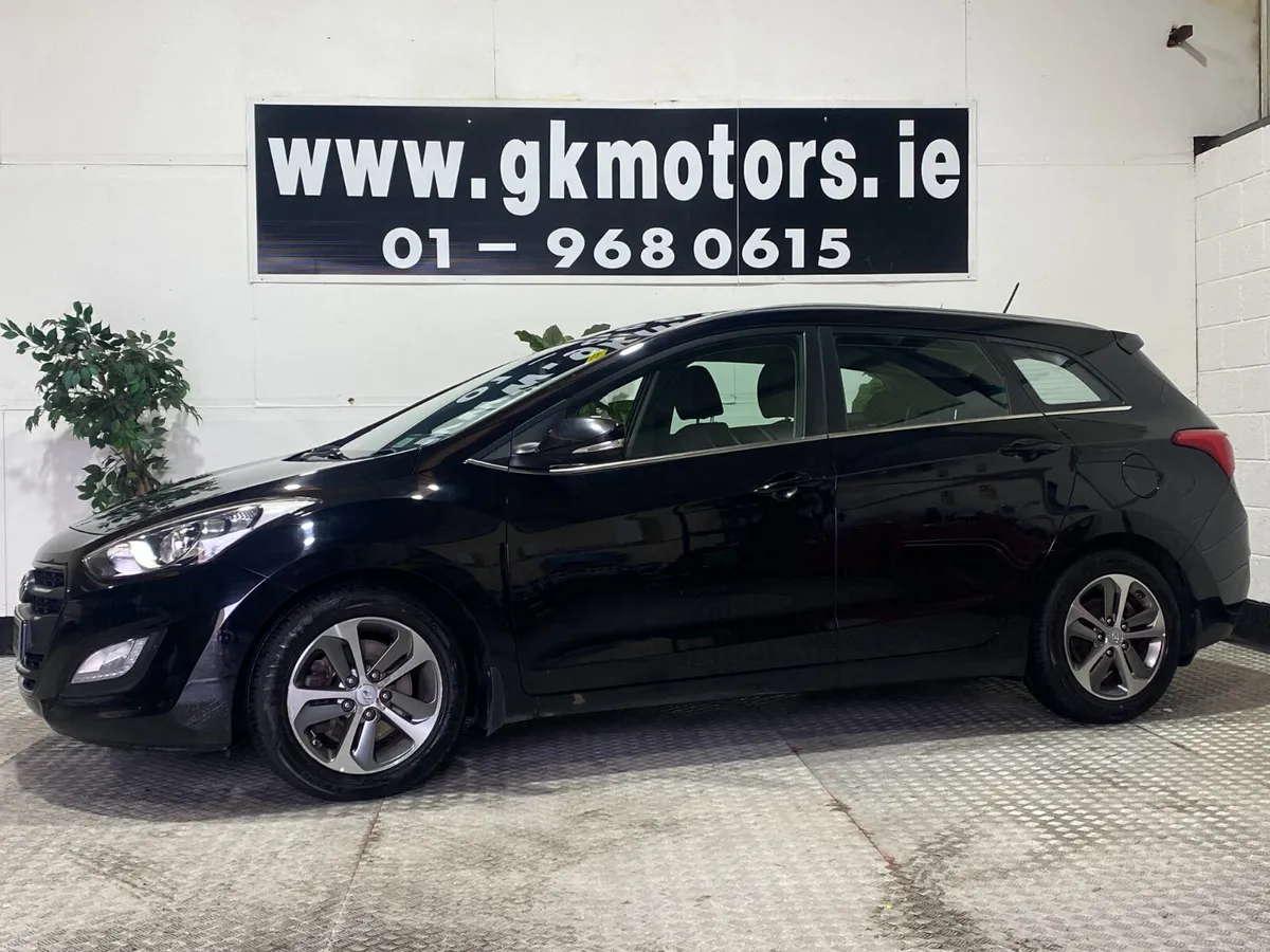 Hyundai i30 2016//DIESEL//TOURER// - Image 2