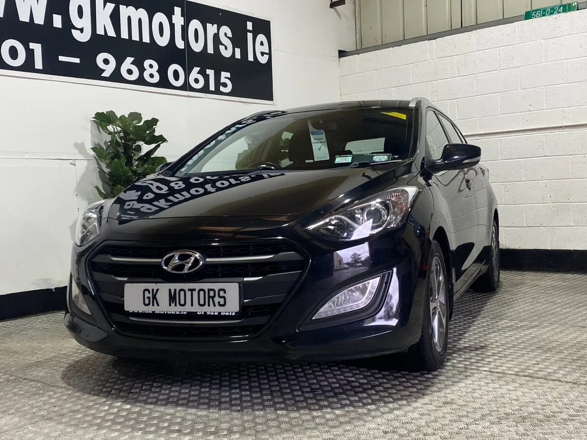 Hyundai i30 2016//DIESEL//TOURER// - Image 4