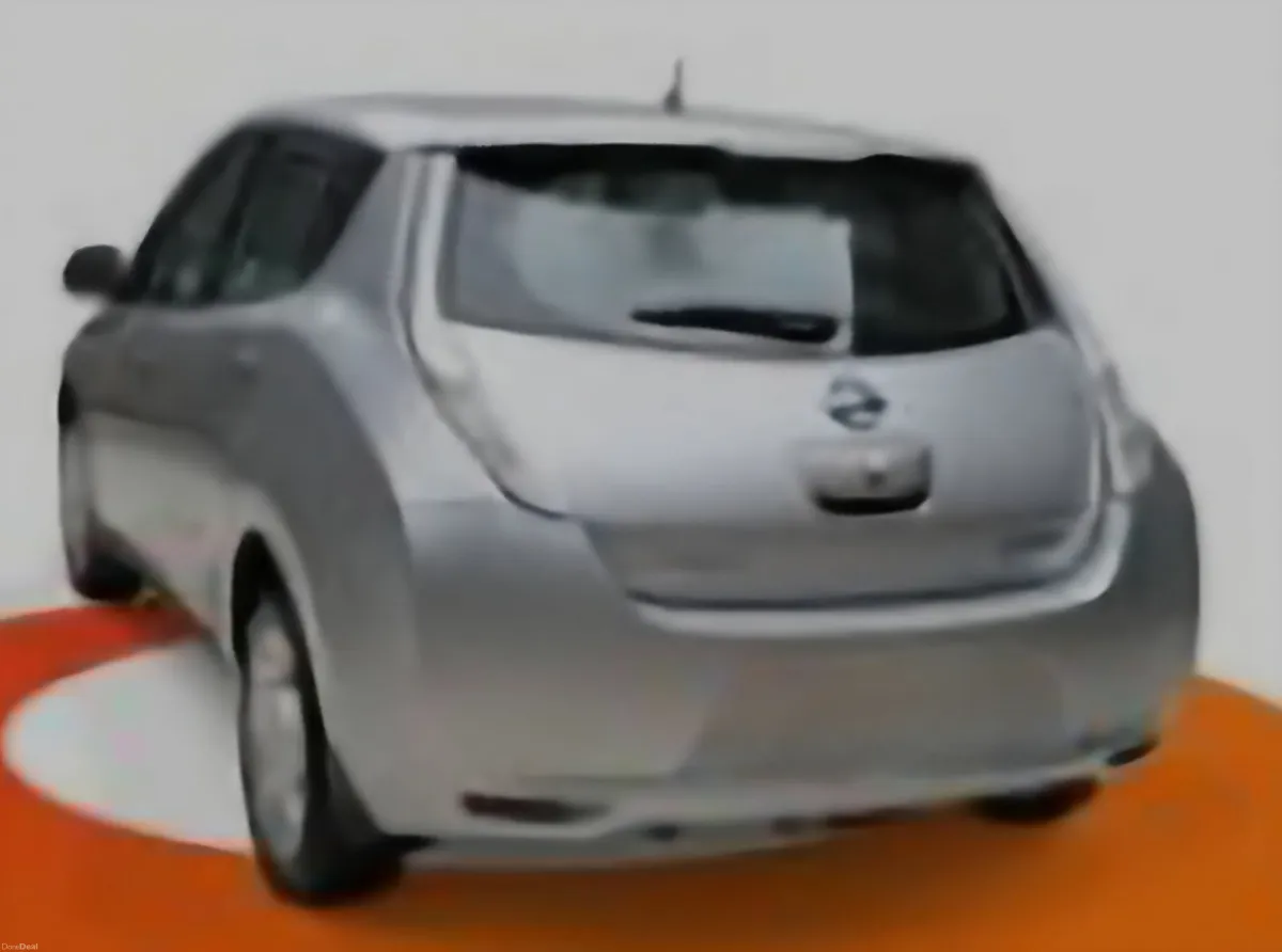 NISSAN LEAF 30KW.  DECEMBER 2015. €4950 - Image 2