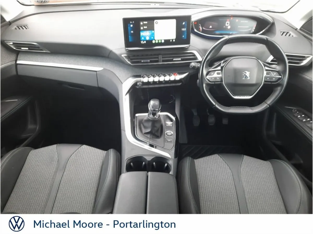 Peugeot 5008 1.5 BlueHDi 130bhp Allure - Image 2