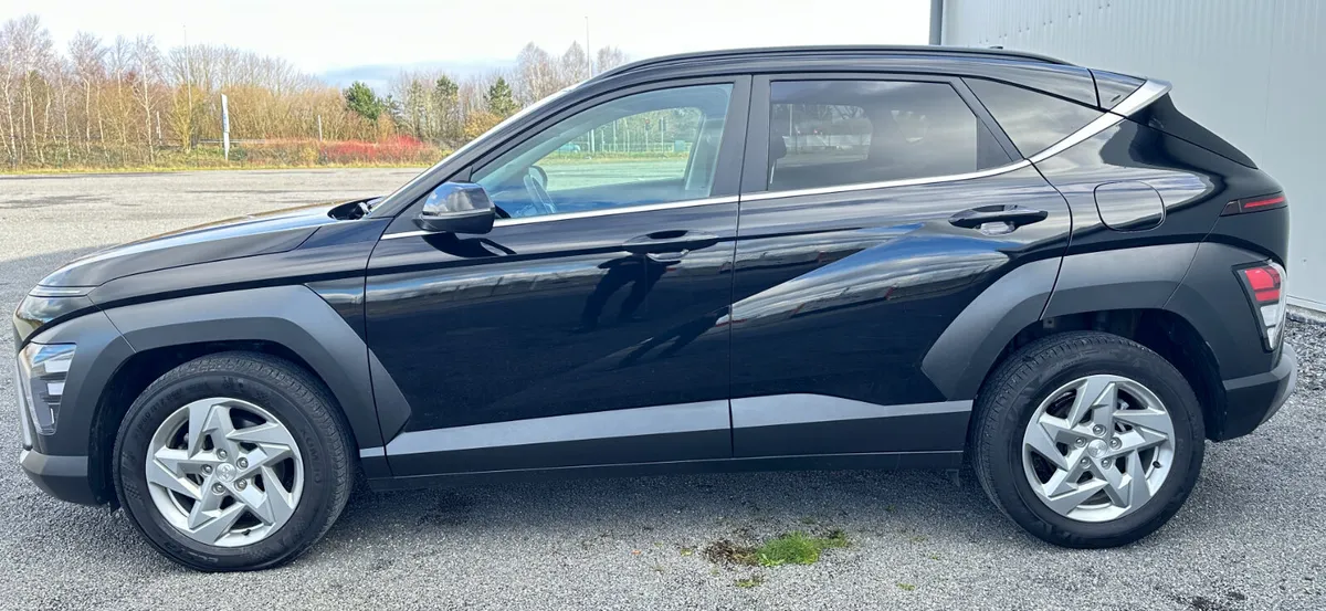 2024 Hyundai Kona 1.6 4cyl -Elegance – | 38,000kms - Image 3