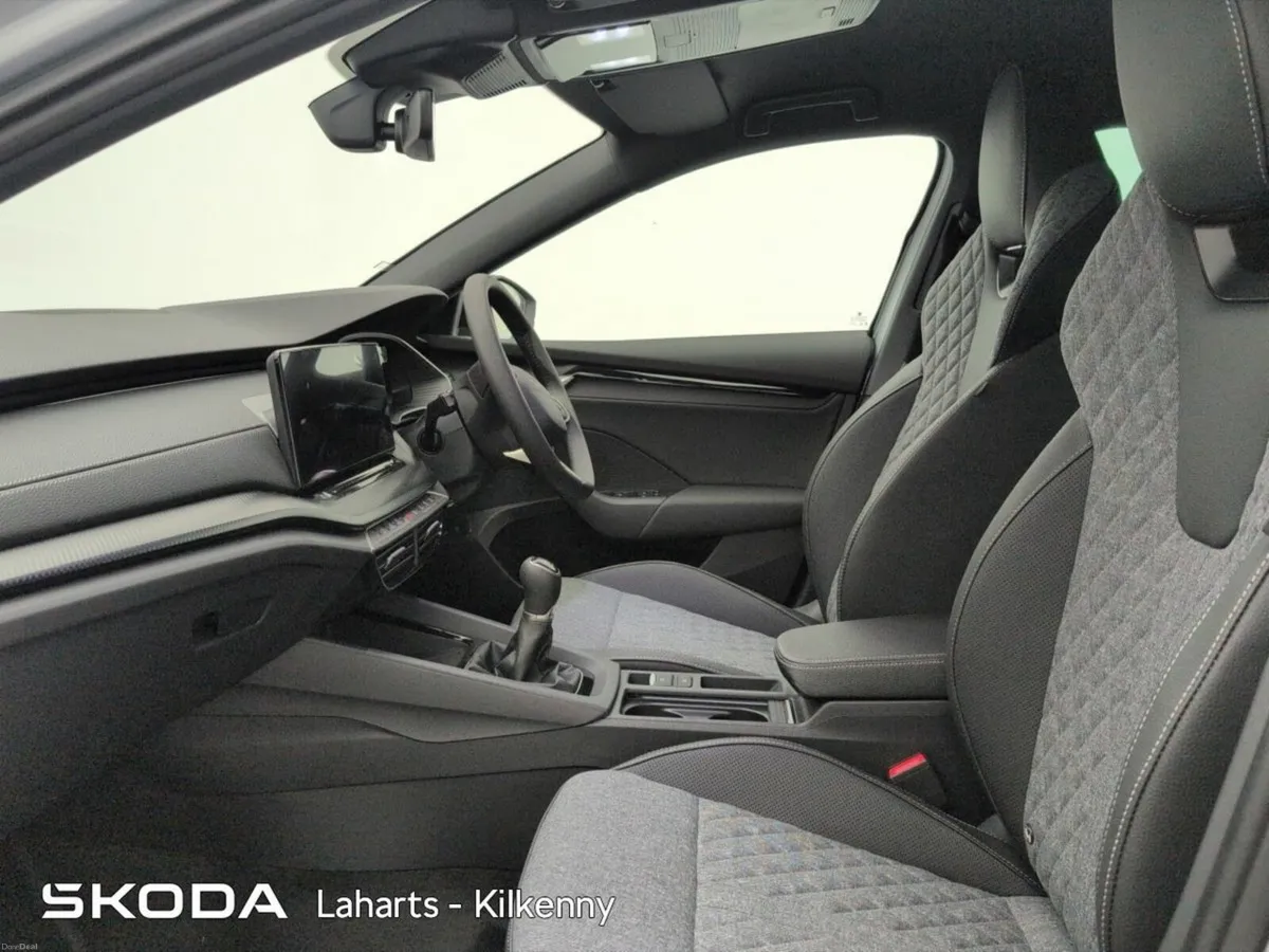 Skoda Octavia SPORTLINE 2.0TDI 115HP - Image 4