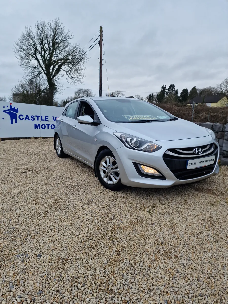 14 Hyundai i30 Deluxe Model Diesel New nct - Image 1
