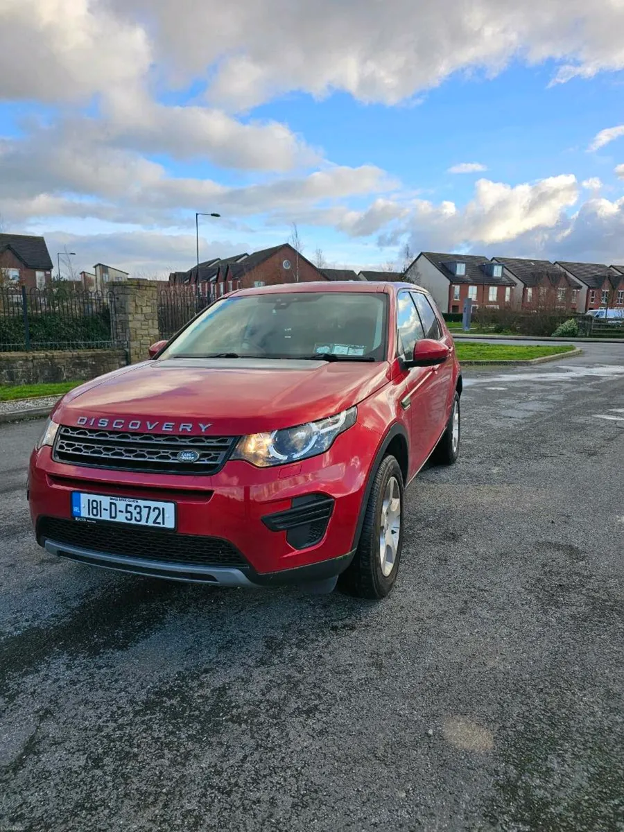 Discovery Sport - Image 1