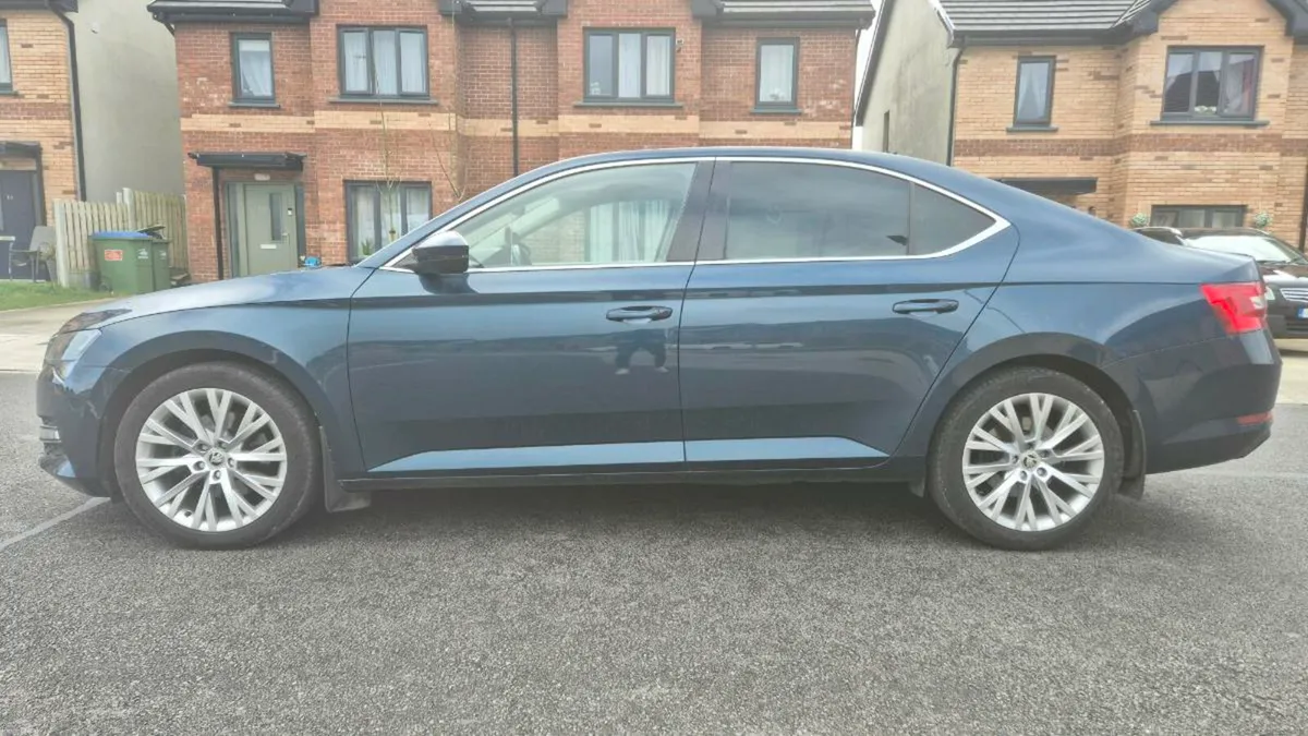 2021 Skoda Superb Style 2.0 TDI | 150HP | Manual - Image 4