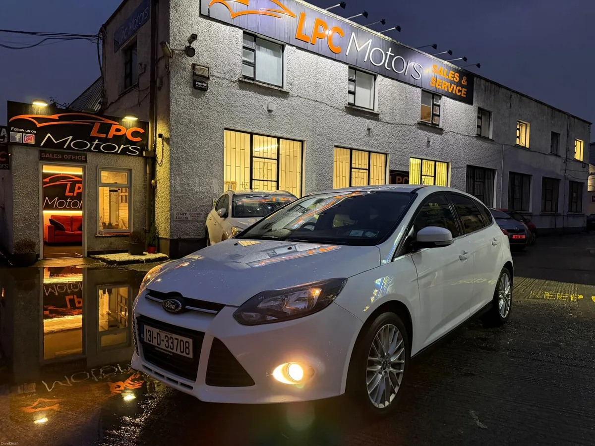 Ford Focus 2013 Low Mileage - Image 4