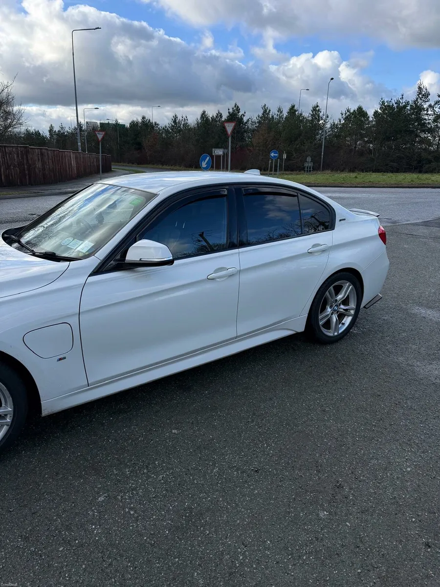 BMW 3-Series 330E M Sport Auto - Image 3
