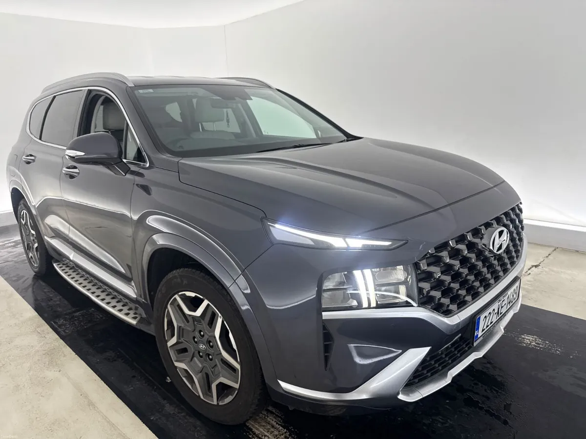 Hyundai Santa Fe 2022 For Auction. - Image 2