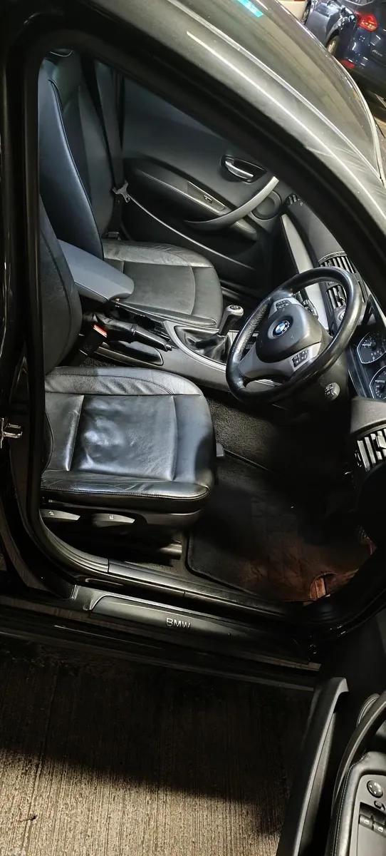 BMW 116i SE, NCT01/27, Leather, Low mileage - Image 1