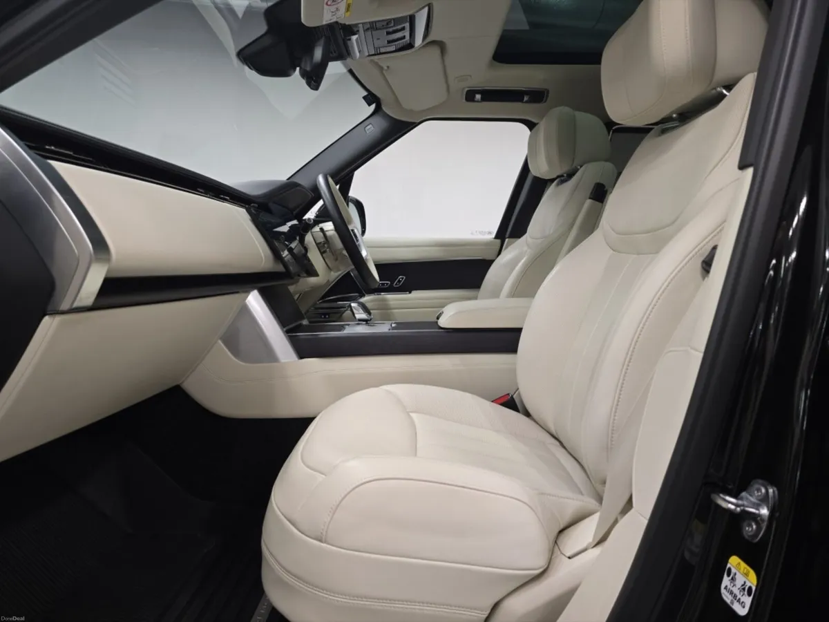 Land Rover Range Rover Diesel Estate Autobiography - Image 3