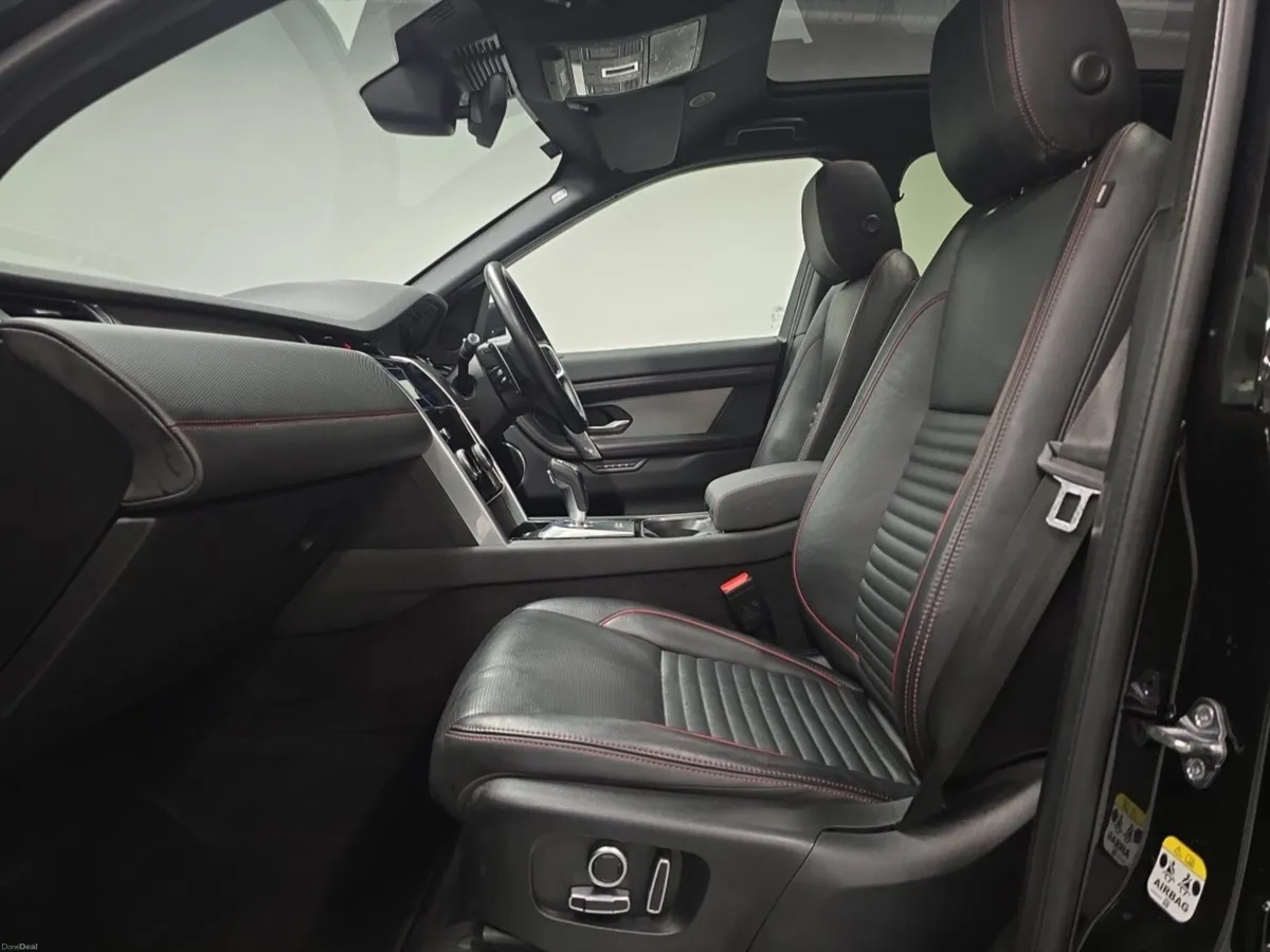 Land Rover Discovery Sport Sw R-Dynamic SE - Image 3
