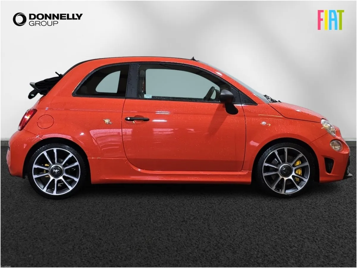 Abarth 695 c Convertible Turismo - Image 3