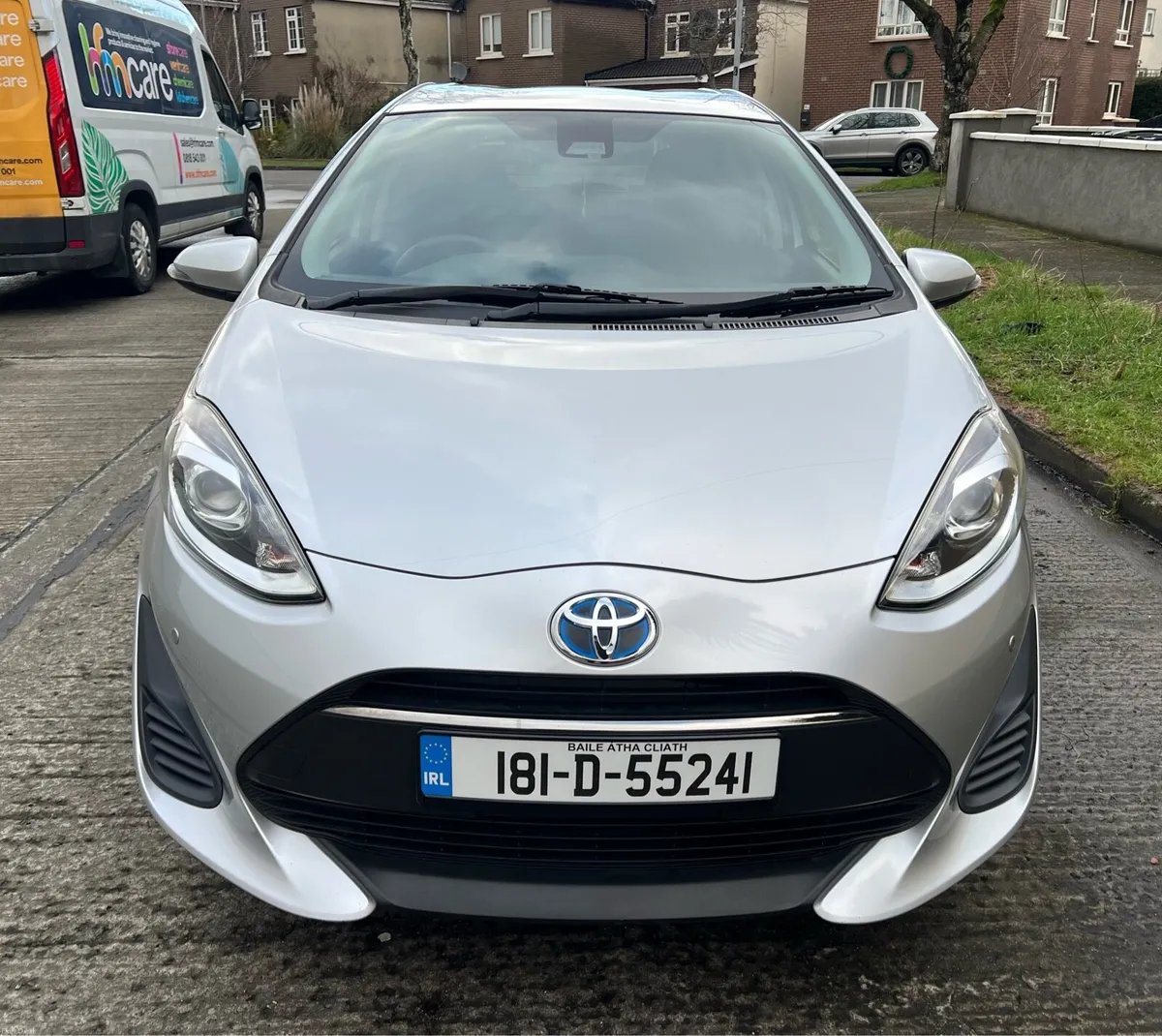Toyota Aqua 2018 Auto Hybrid New Nct: 27/01/2028 - Image 2