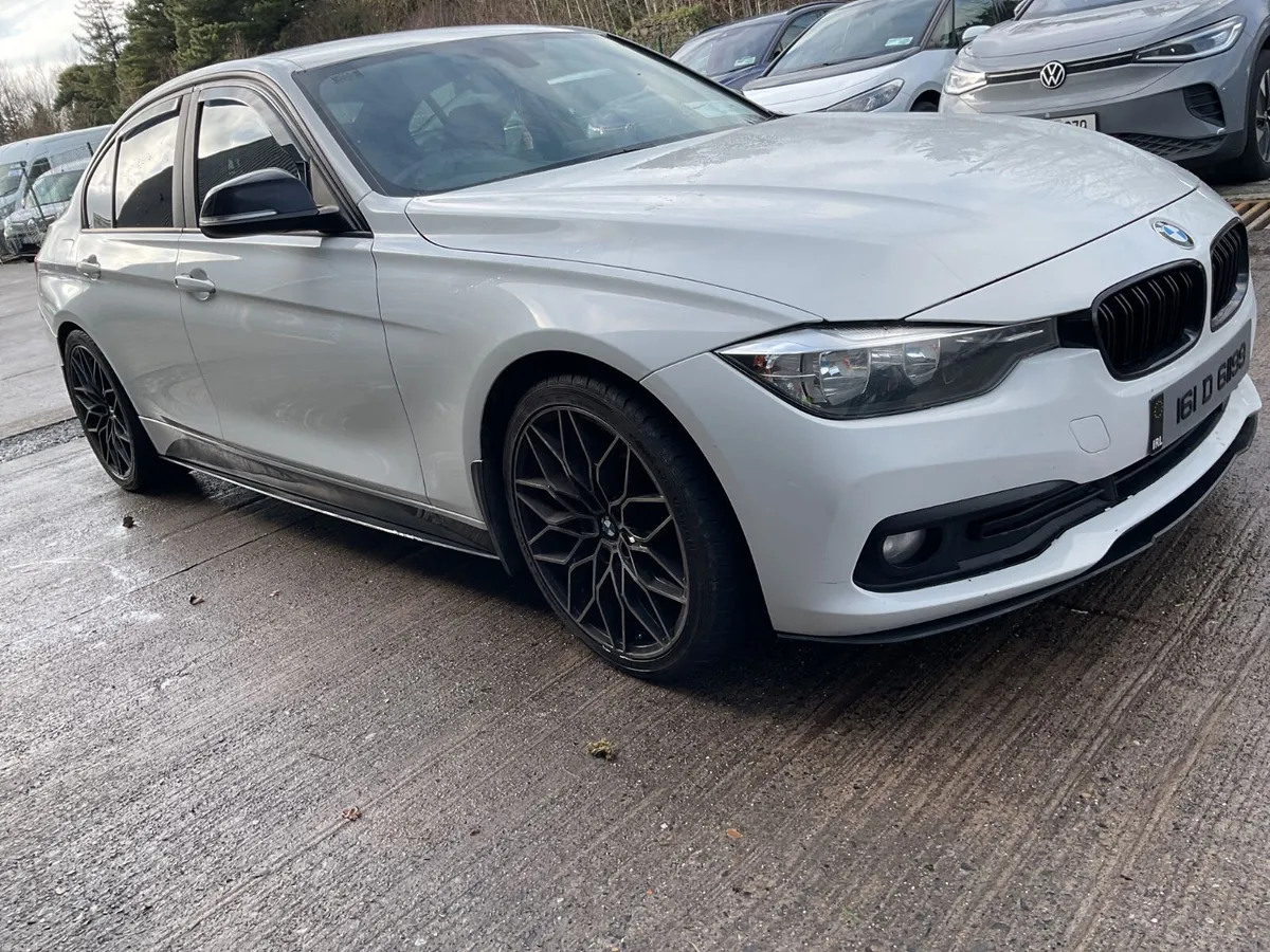 BMW 3-Series 2016 For Auction. - Image 2