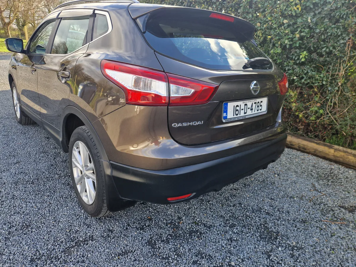 Nissan Qashqai SV PETROL 2016 - Image 4